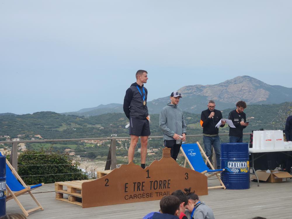 Podium catégorie sur le trail de Cargèse pour Florian Mouchel - Nutriocus