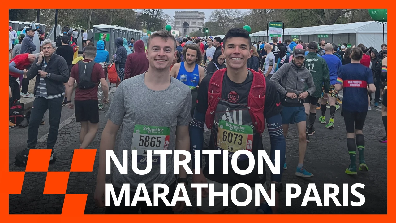Deux coureurs souriants, dossards 5865 et 6073, sur les Champs-Élysées avant le départ du marathon de Paris, avec le texte « Nutrition marathon Paris »